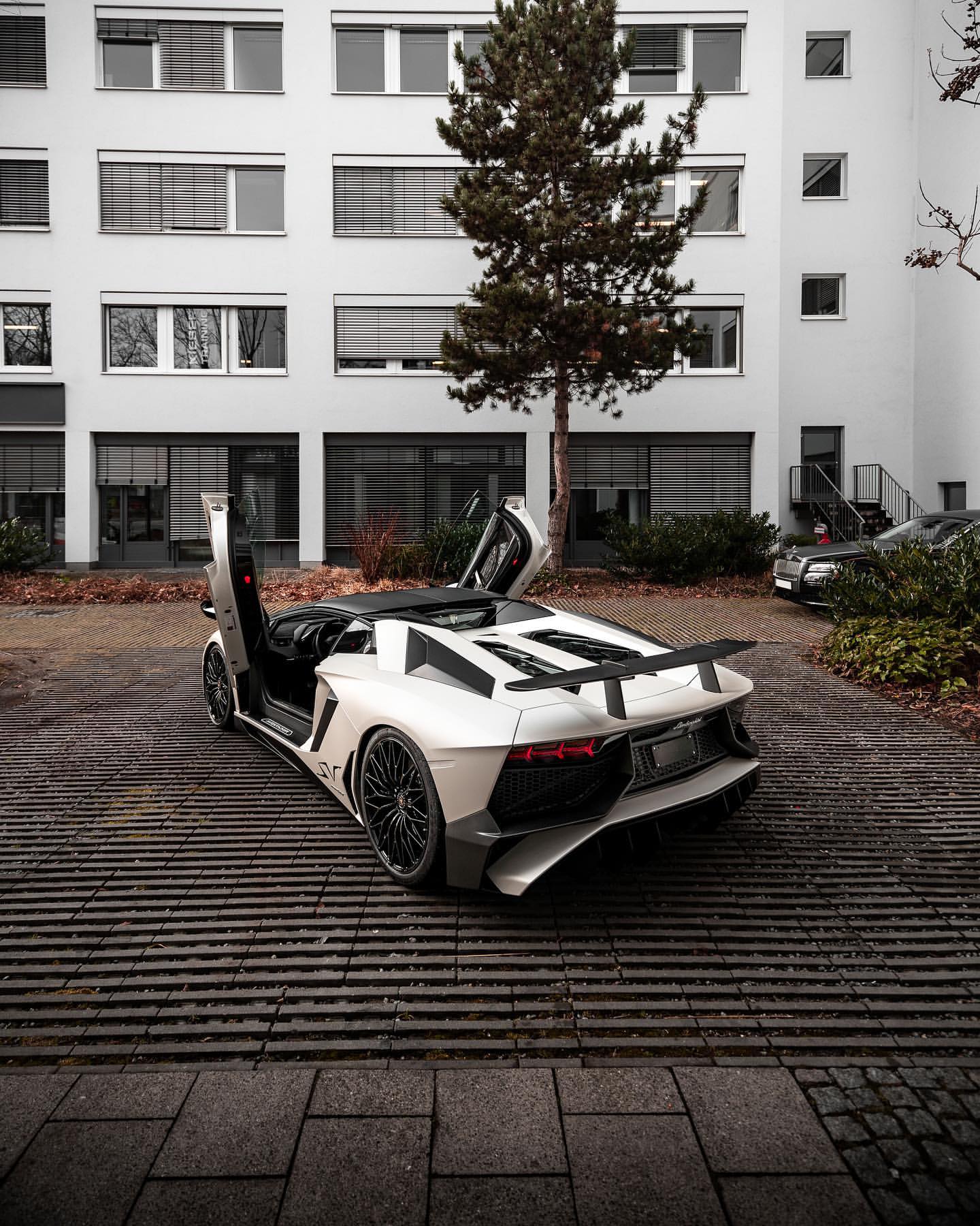 兰博基尼Aventador SV Roadster