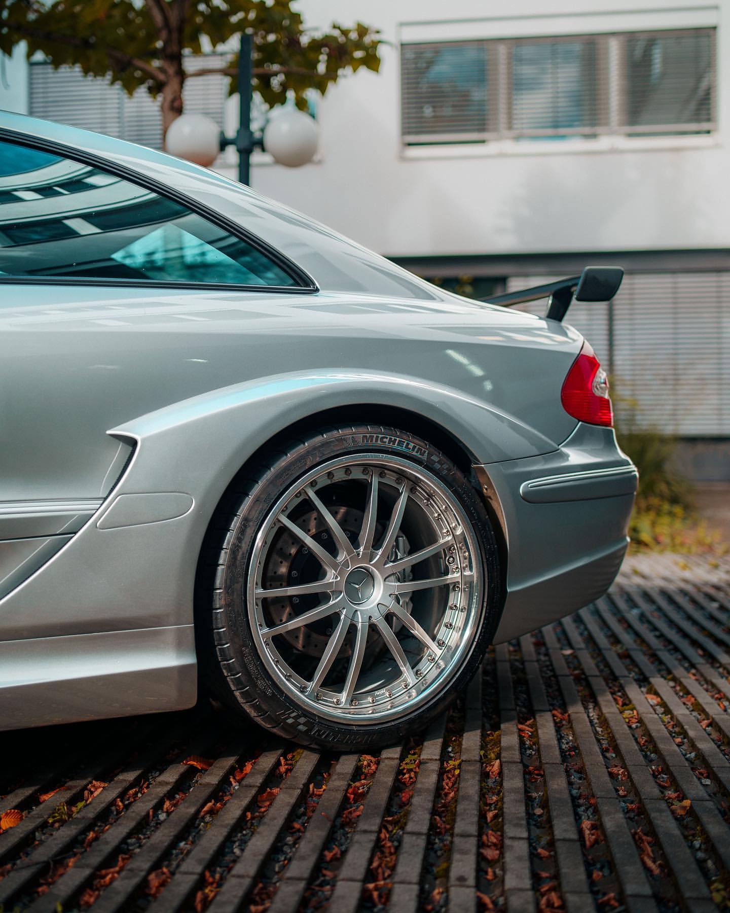 梅赛德斯奔驰CLK DTM AMG