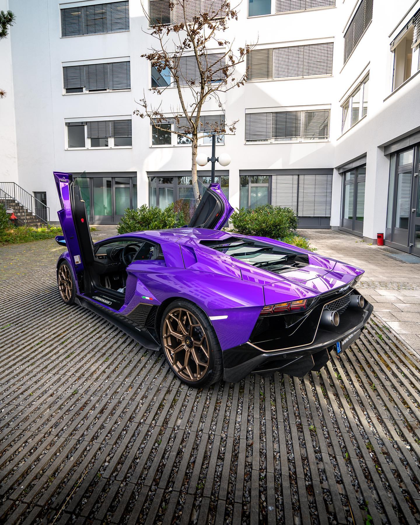 兰博基尼Aventador