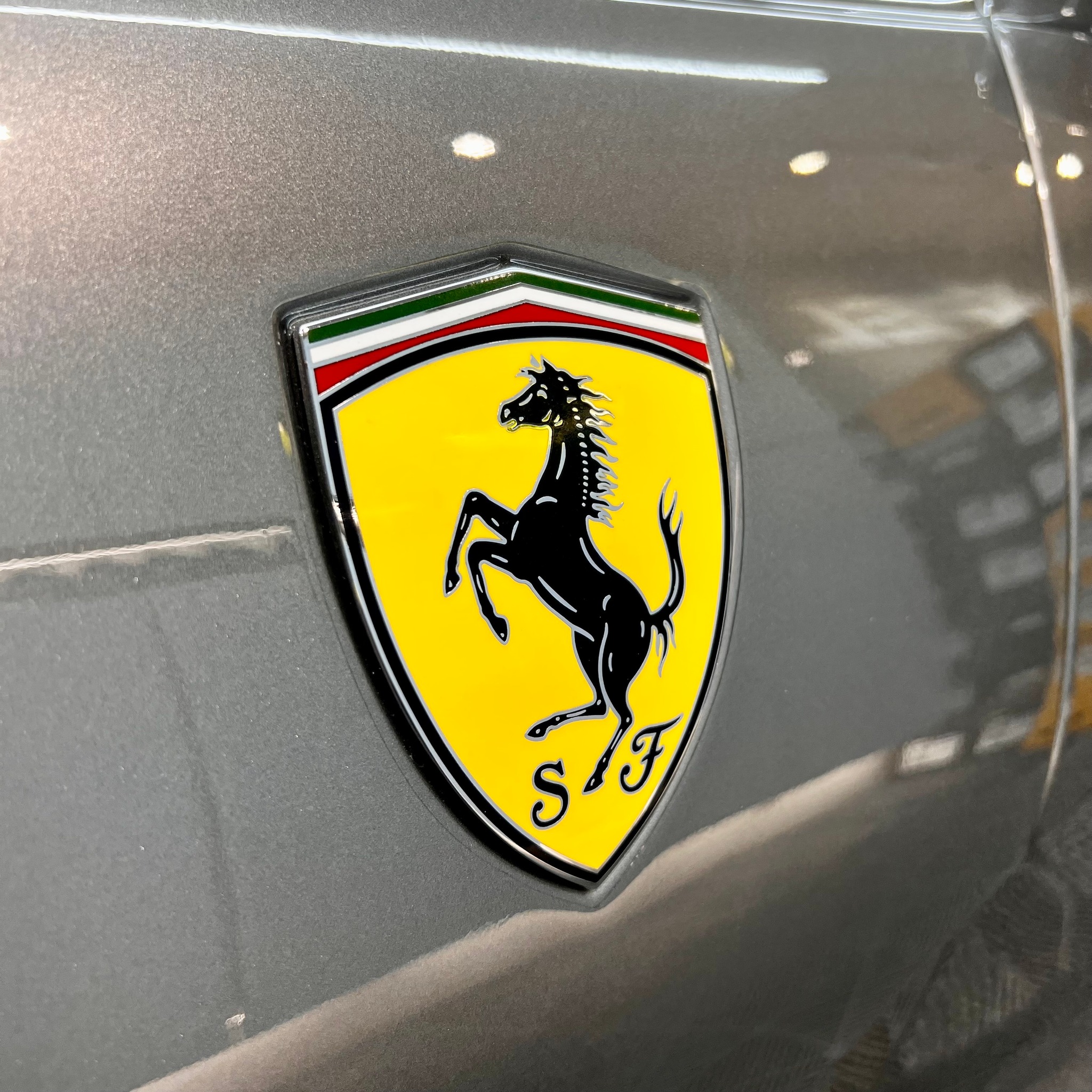 法拉利812 GTS