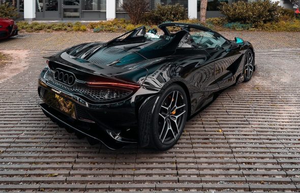 迈凯伦765LT Spider