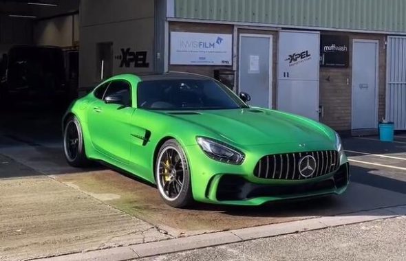 绿色哑光！绝版的梅赛德斯·奔驰AMG GTR
