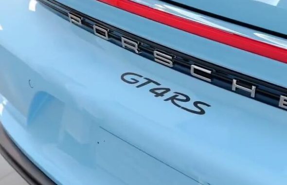 保时捷718 Cayman GT4 RS