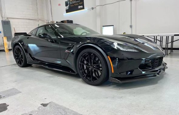 雪佛兰C8 Corvette