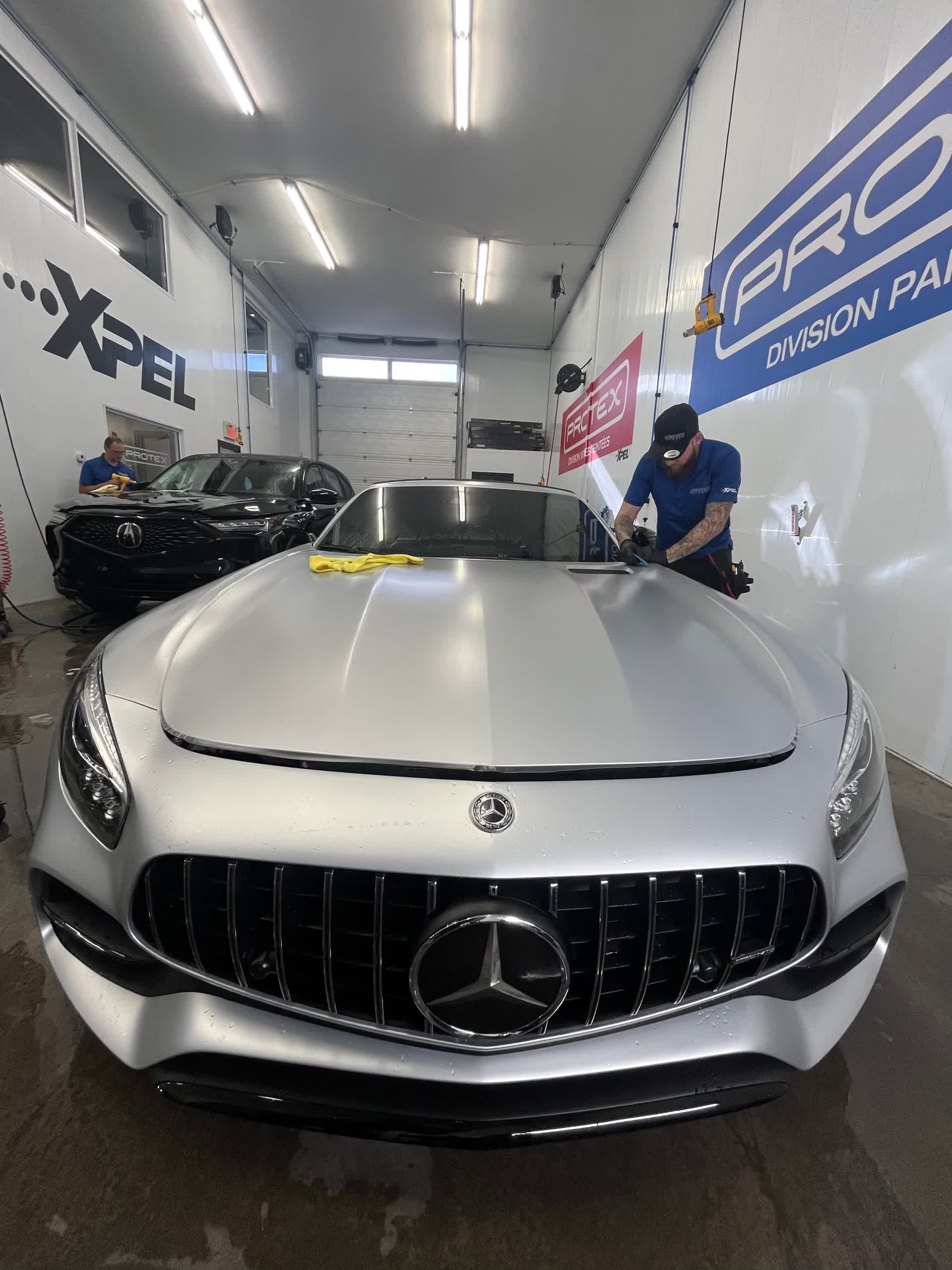 梅赛德斯·奔驰AMG GT