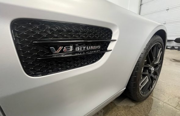 梅赛德斯·奔驰AMG GT