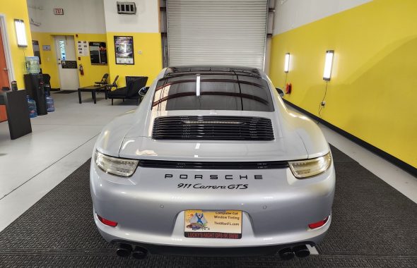 保时捷911 Carrera GTS